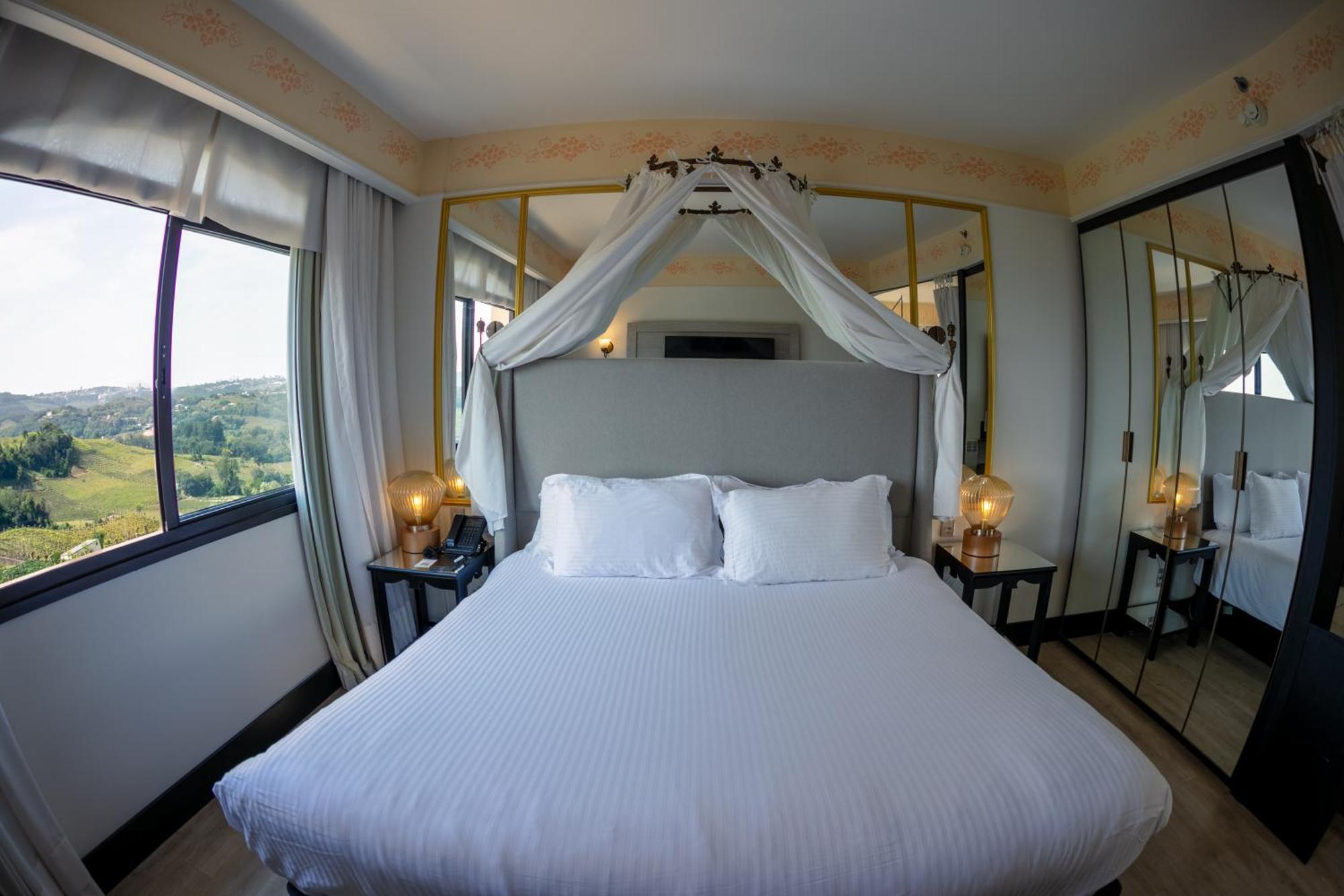 Spa Do Vinho Condominio Vitivinicola Bento Goncalves Exterior photo A bedroom at the hotel